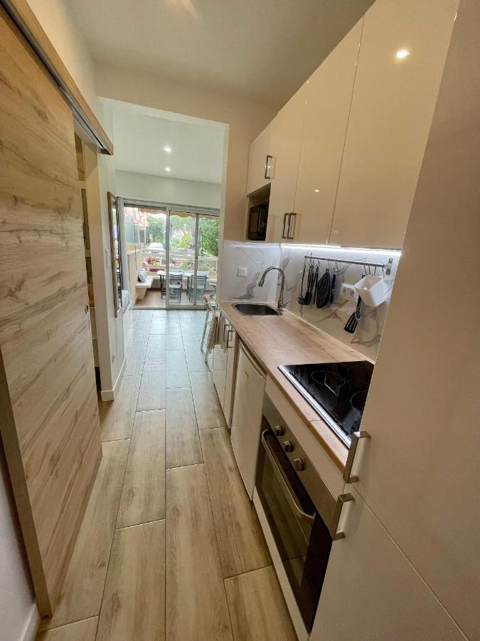Superbe Studio Avec Terrasse Proximite Plage Saint-Mandrier-sur-Mer Eksteriør billede