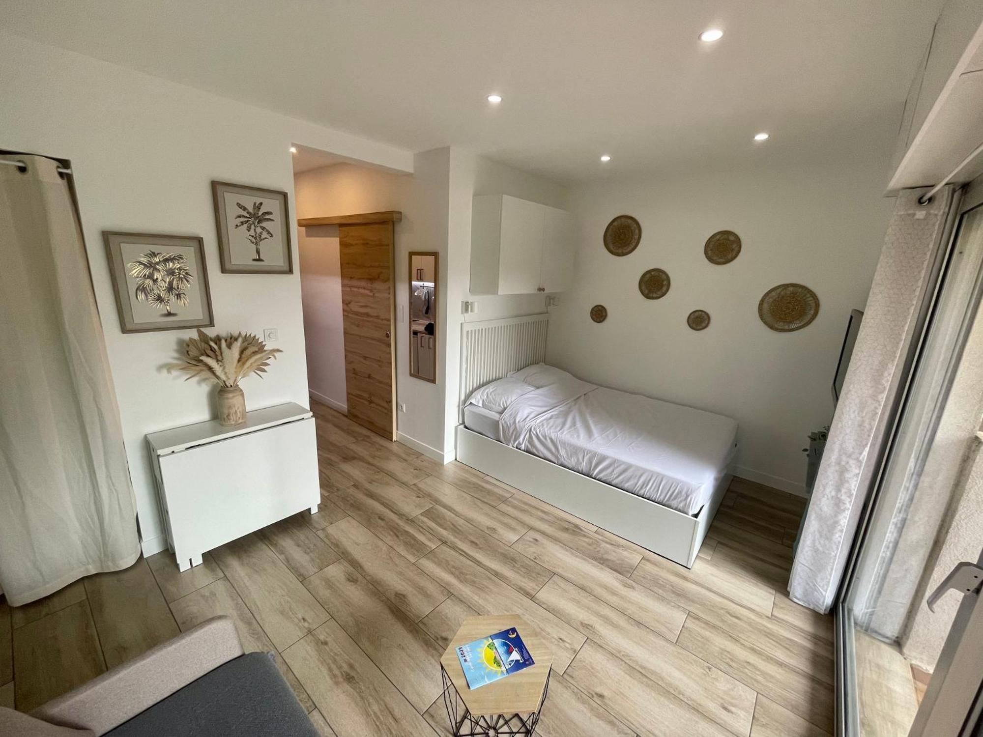Superbe Studio Avec Terrasse Proximite Plage Saint-Mandrier-sur-Mer Eksteriør billede